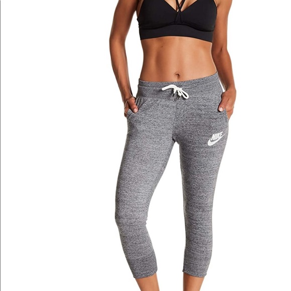 Nike Pants - Nike Sportswear Gym Vintage Sport Casual Capris